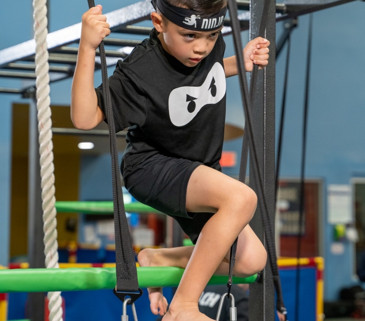 Muscular living ninja suit - Playground